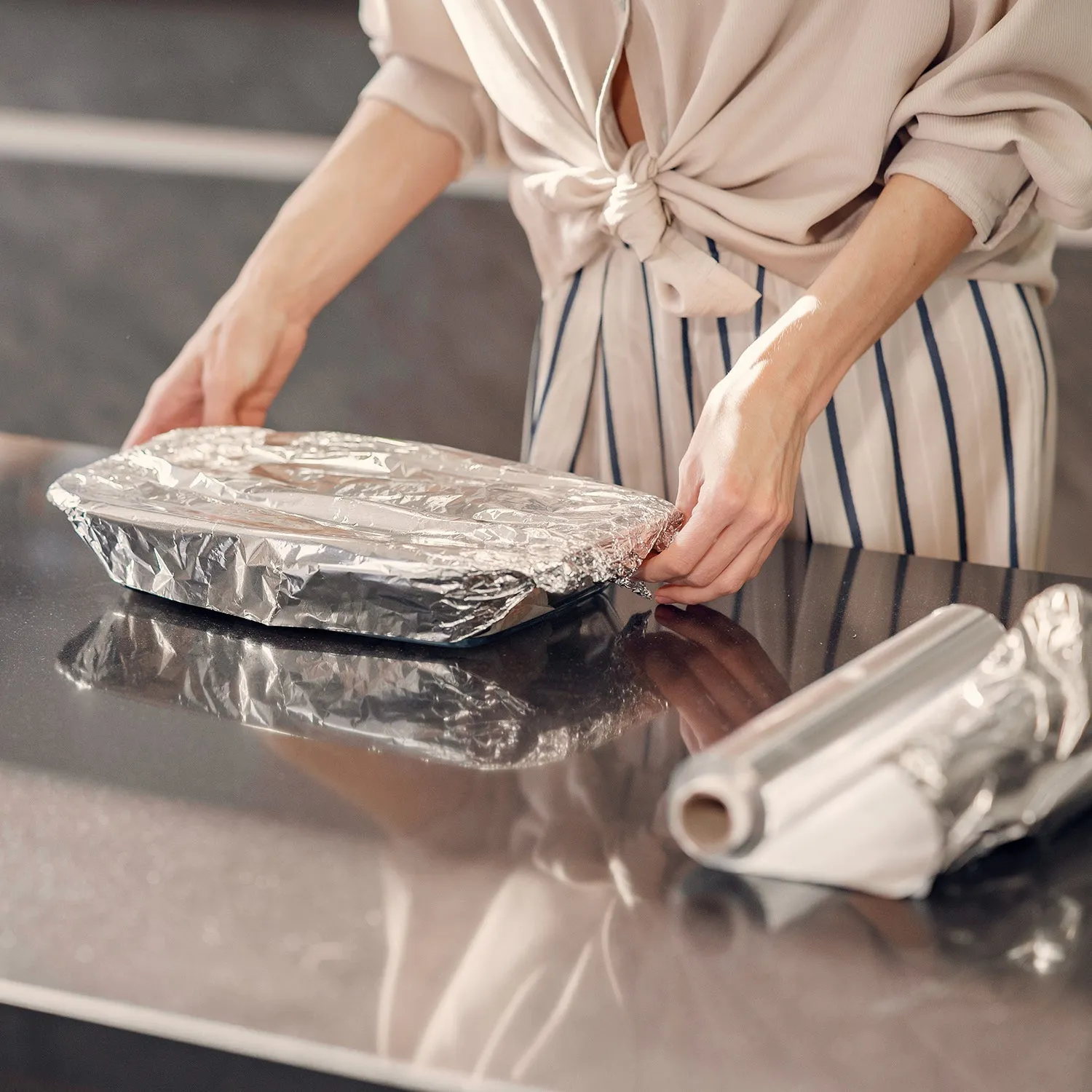 Aluminum Foil Roll Heavy Duty Non Stick Thick Aluminum Foil Sheet Baking Grilling Tool (10mX300mm)