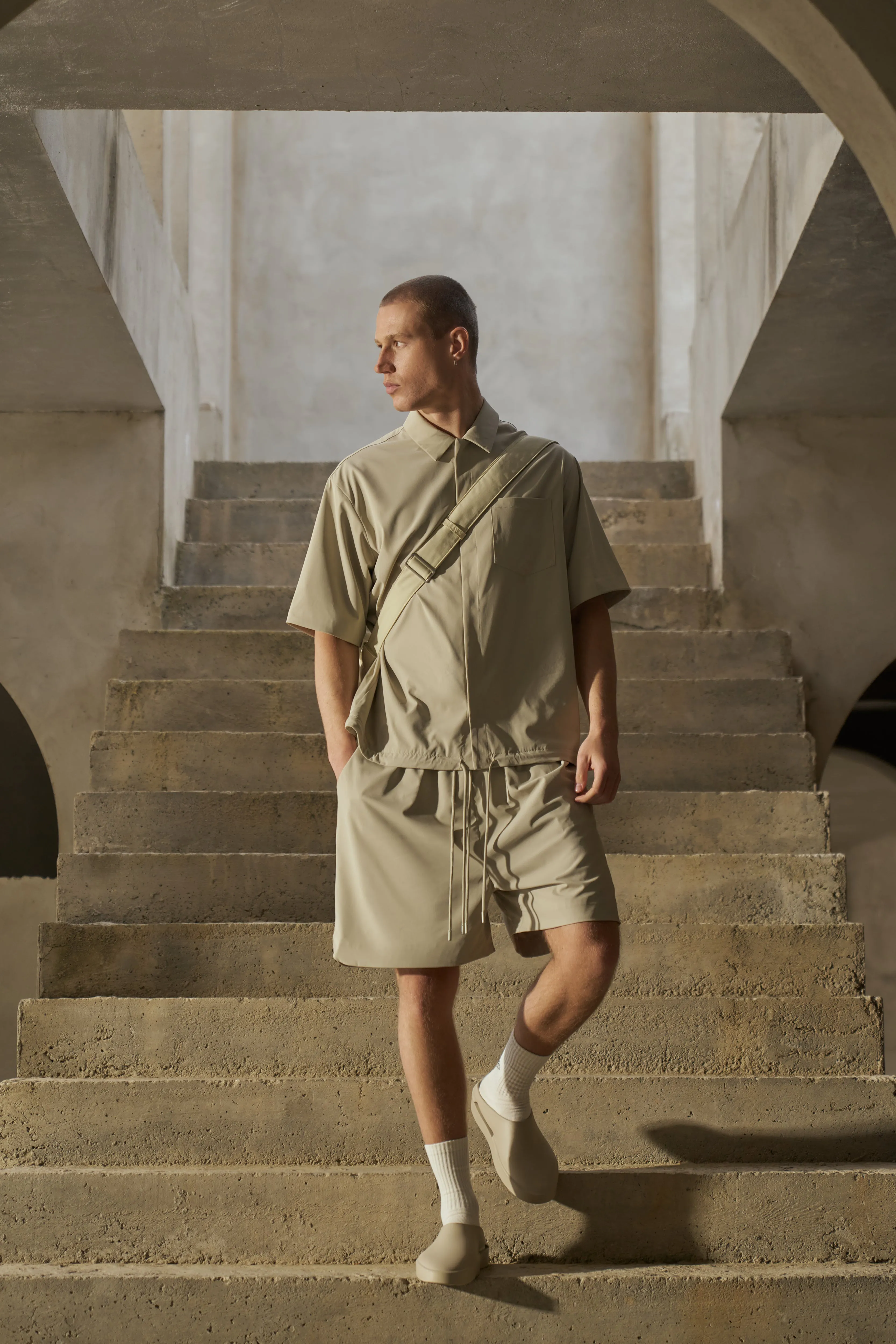 NYLON DRAWCORD SHORTS - GREY